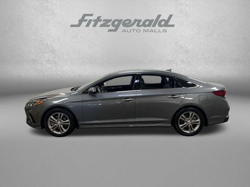 Used 2019 Hyundai Sonata Limited FWD image 2