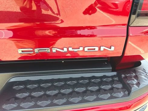 Used 2023 GMC Canyon Denali AWD/4WD image 33