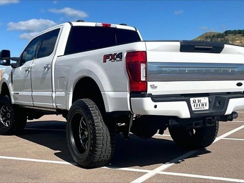 Used 2021 Ford F250 Platinum AWD/4WD image 4