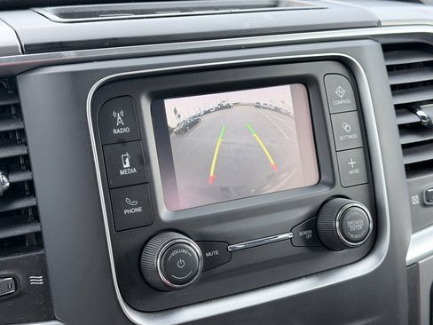 Used 2022 RAM 1500 Classic Warlock AWD/4WD image 18