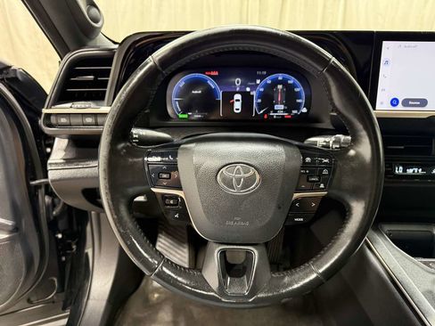 Used 2023 Toyota Crown w/ Advanced Technology Package image 11