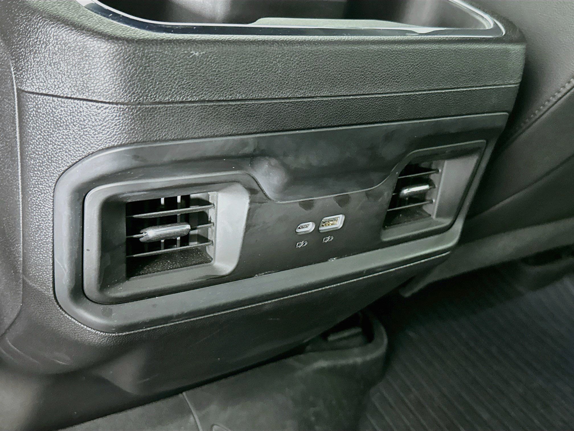 Used 2024 Chevrolet Silverado 1500 LT Trail Boss w/ Convenience Package II AWD/4WD image 27