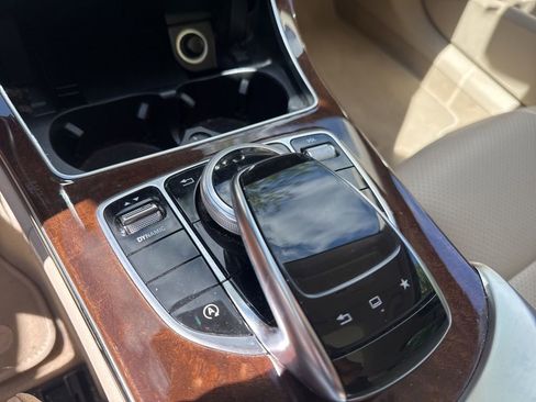 Used 2016 Mercedes-Benz C 300 4MATIC Sedan image 6