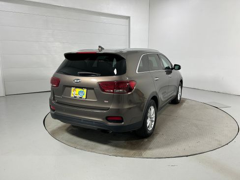 Used 2019 Kia Sorento AWD w/ LX Convenience Package image 33