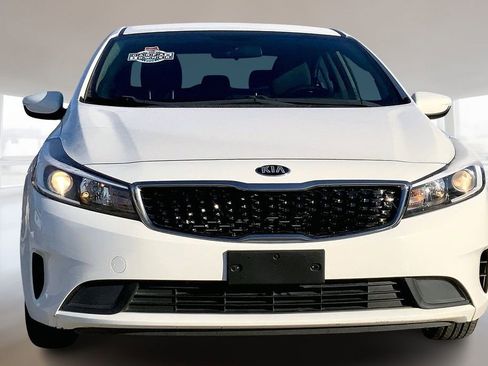 Used 2018 Kia Forte LX FWD image 3