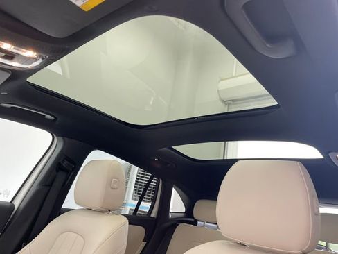 New 2026 Mercedes-Benz GLA 250 image 5
