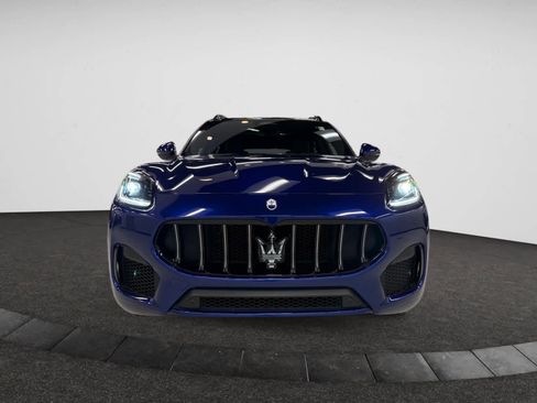 Used 2023 Maserati Grecale GT image 2