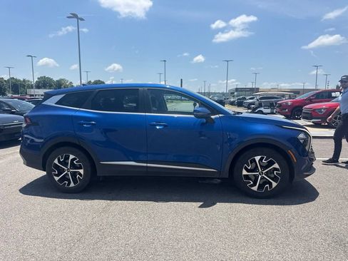 Certified 2023 Kia Sportage EX FWD image 5