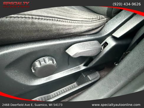 Used 2016 Ford Edge SE image 31