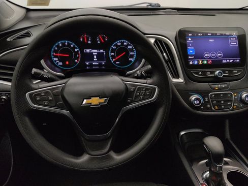 Used 2022 Chevrolet Malibu LT FWD image 22