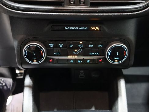 Used 2024 Ford Escape ST-Line image 30