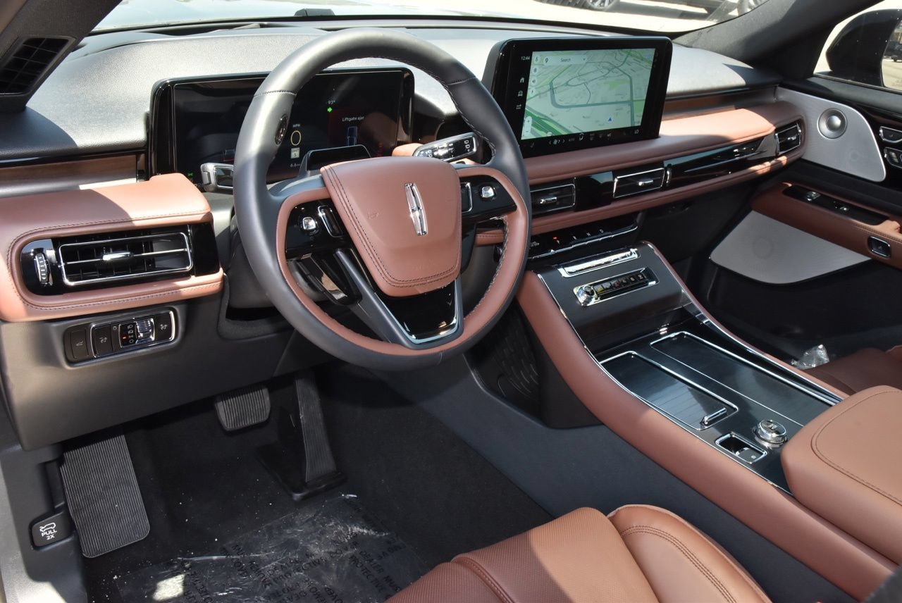 New 2026 Lincoln Aviator Reserve AWD/4WD image 35
