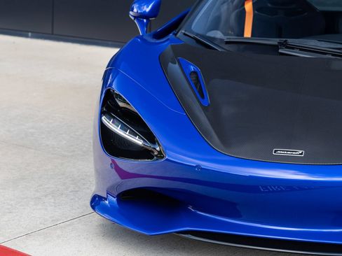 Used 2026 McLaren 750S RWD image 24
