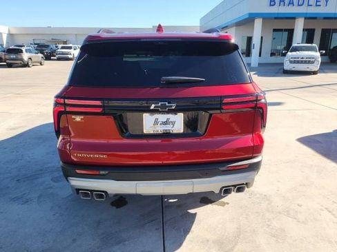 New 2026 Chevrolet Traverse LT w/ Driver Confidence Package image 5