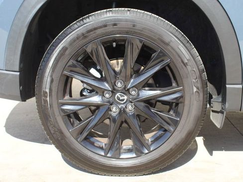 Used 2023 MAZDA CX-5 Carbon Edition image 11