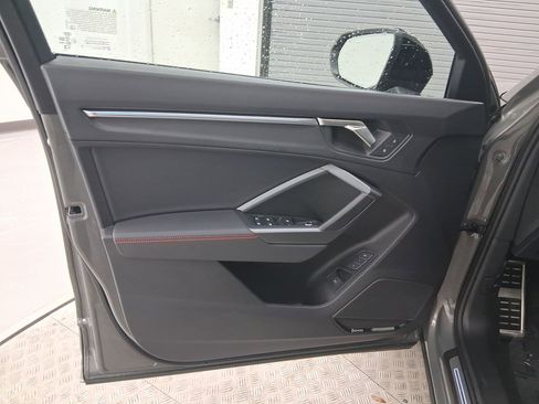 Used 2025 Audi Q3 2.0T Premium Plus w/ Premium Plus Package image 22