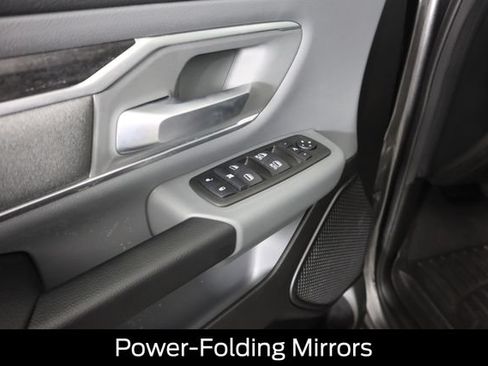 Used 2022 RAM 1500 Big Horn AWD/4WD image 41