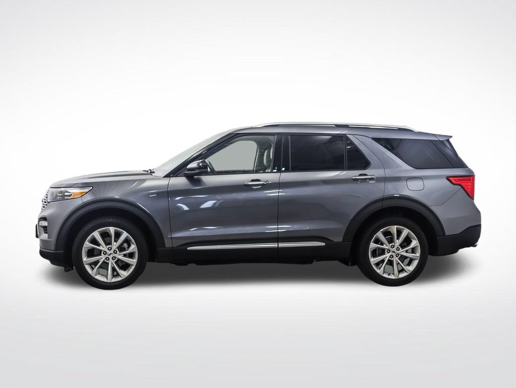 Used 2022 Ford Explorer Platinum w/ Equipment Group 601A AWD/4WD image 2
