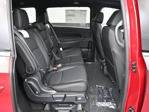 Used 2026 Honda Odyssey Sport-L image 24