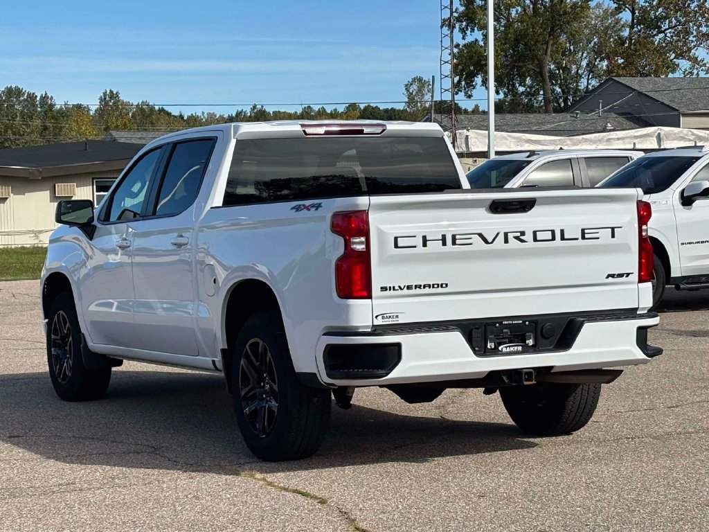 Used 2024 Chevrolet Silverado 1500 RST w/ Protection Package AWD/4WD image 2