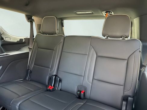 New 2026 GMC Yukon Elevation w/ LPO, Floor Liner Package RWD image 24
