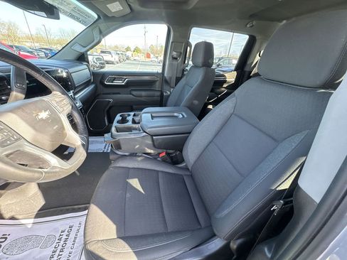 Used 2024 Chevrolet Silverado 1500 LT AWD/4WD image 11