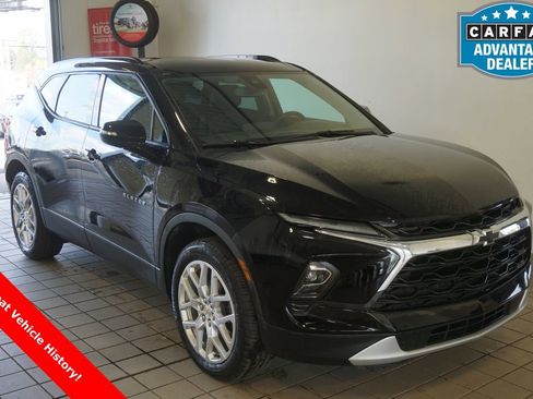 Used 2024 Chevrolet Blazer LT image 1