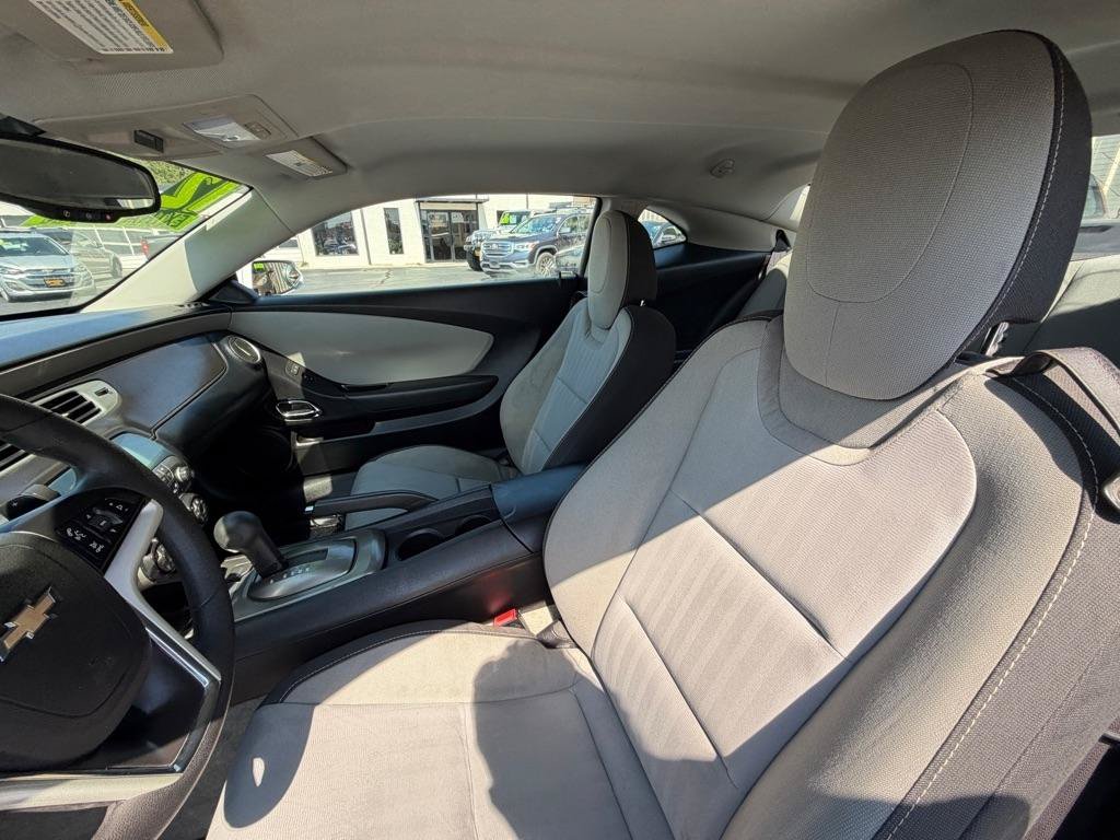 Used 2012 Chevrolet Camaro LS RWD image 18