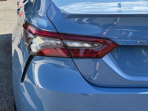 Used 2023 Toyota Camry XSE image 9