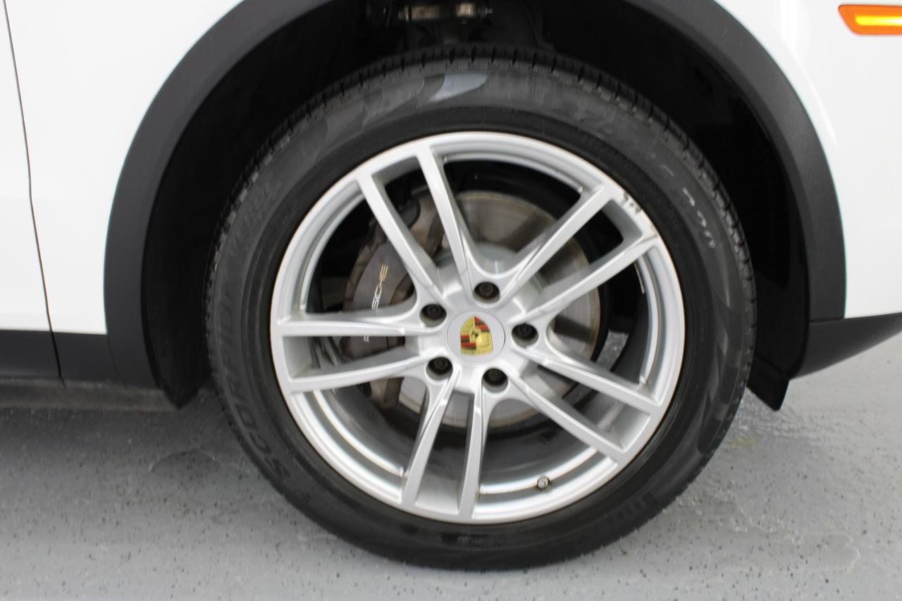 Used 2020 Porsche Cayenne AWD/4WD image 79