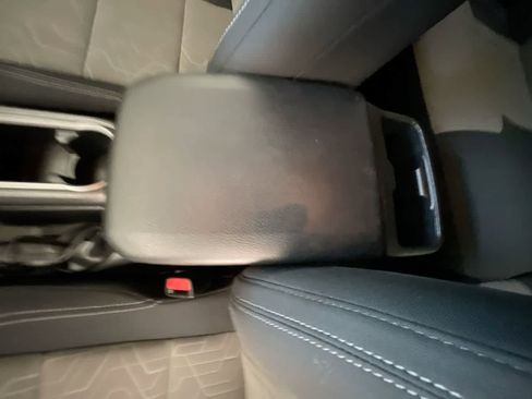 Certified 2023 Toyota Tacoma TRD Off-Road AWD/4WD image 21