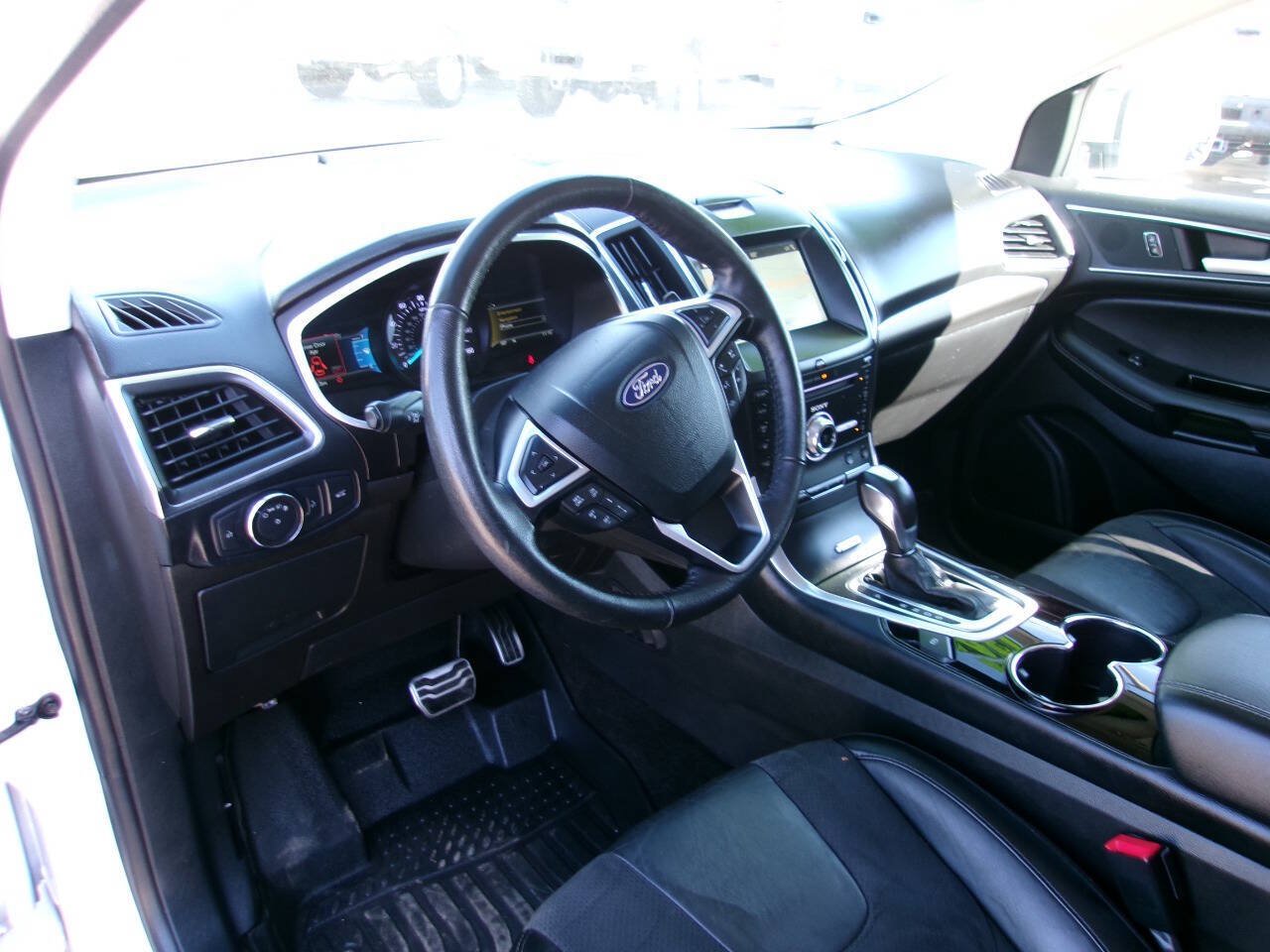 Used 2018 Ford Edge Sport w/ Equipment Group 401A AWD/4WD image 15