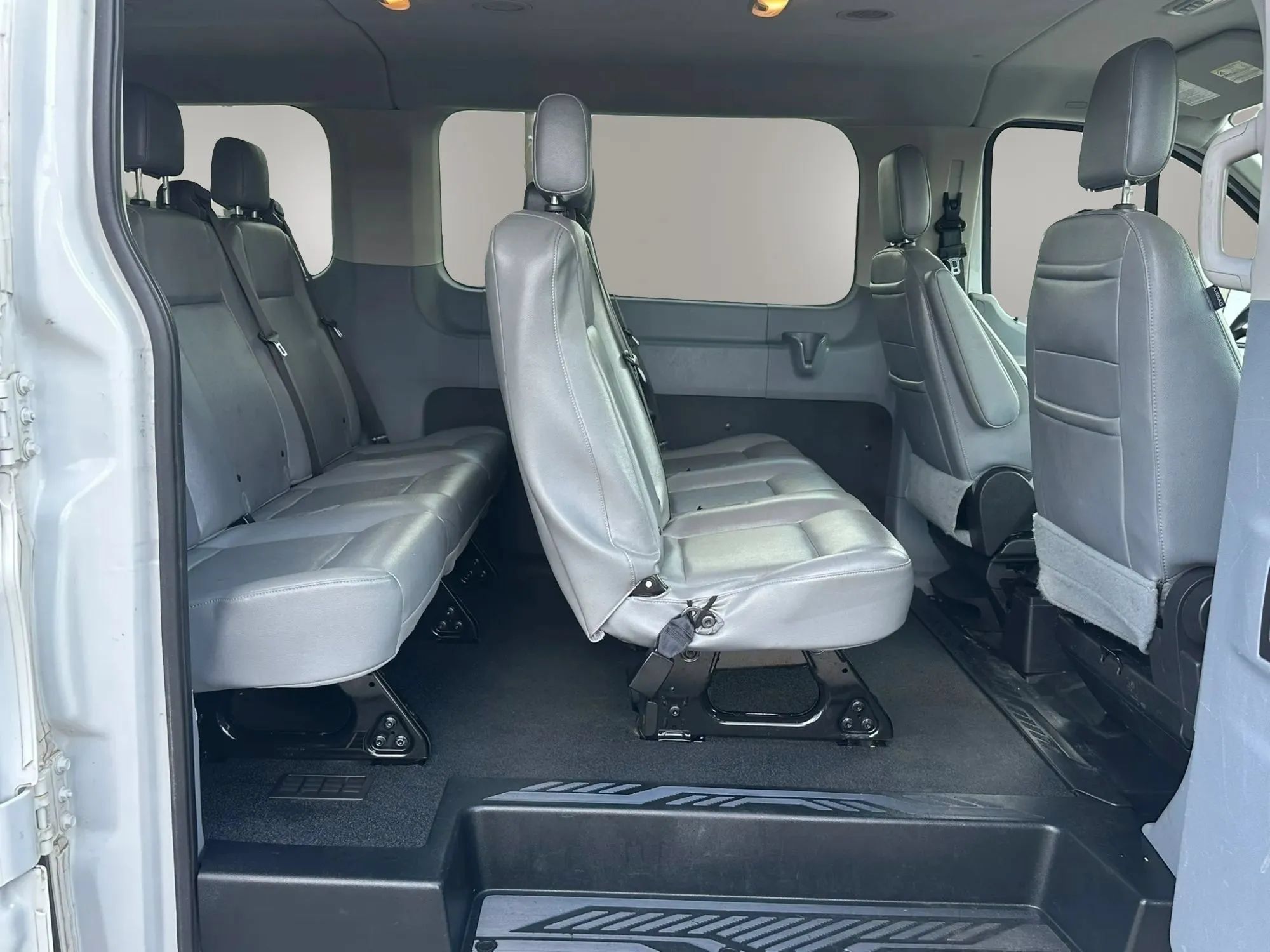 Used 2018 Ford Transit 150 XL RWD image 12