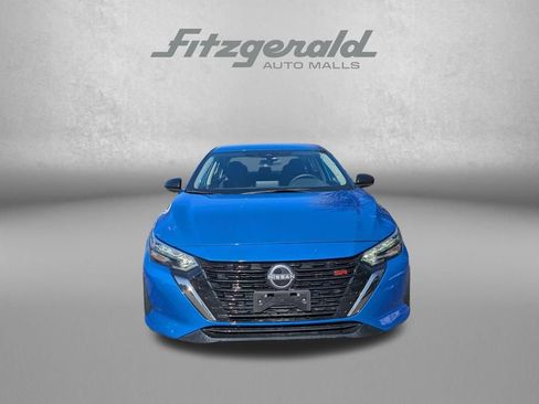 Used 2025 Nissan Sentra SR image 2