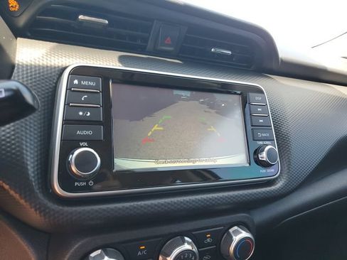 Used 2022 Nissan Kicks S FWD image 25