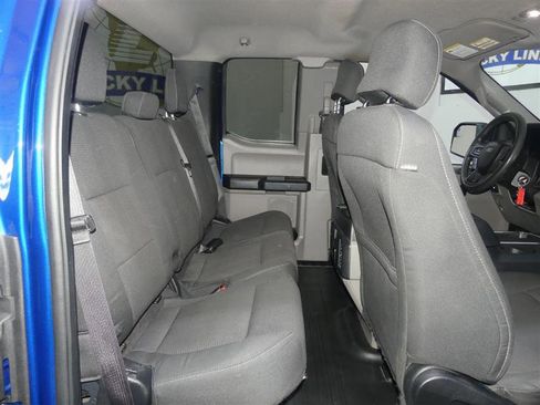 Used 2017 Ford F150 XL w/ Equipment Group 101A Mid AWD/4WD image 23