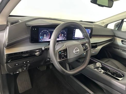 Certified 2025 Nissan Murano SL image 13