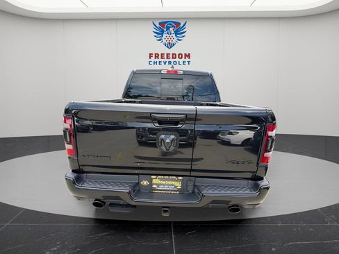 Used 2023 RAM 1500 Laramie AWD/4WD image 5