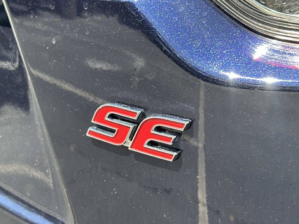 Used 2024 Toyota Corolla SE FWD image 9