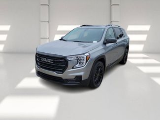 Used 2023 GMC Terrain SLE w/ Elevation Edition video 1