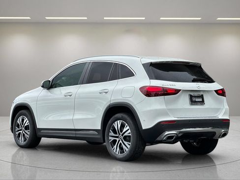 Used 2025 Mercedes-Benz GLA 250 image 8