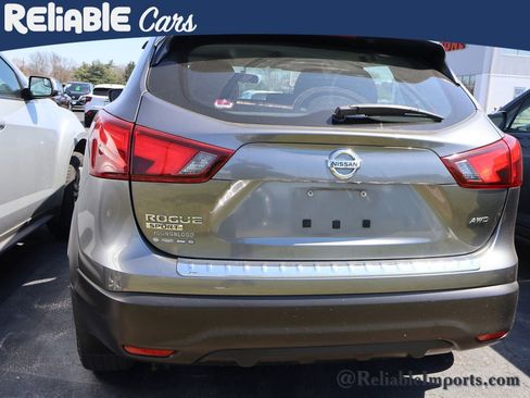 Used 2017 Nissan Rogue Sport S w/ S Appearance Package image 22