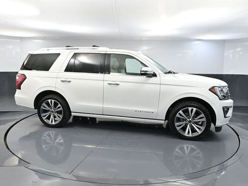 Used 2021 Ford Expedition Platinum image 4