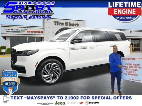 Used 2025 Lincoln Navigator Reserve AWD/4WD image 1