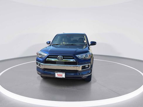 Certified 2022 Toyota 4Runner Limited AWD/4WD image 3