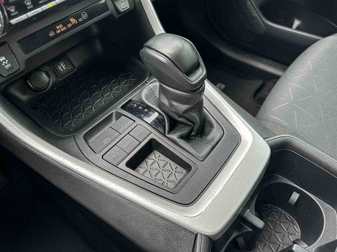 Certified 2024 Toyota RAV4 XLE FWD image 33
