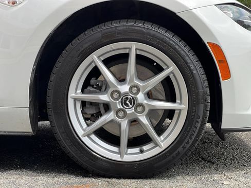 Used 2016 MAZDA MX-5 Miata Sport RWD image 36