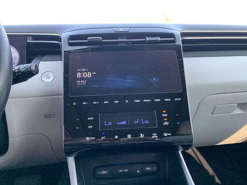 Used 2024 Hyundai Tucson Limited image 21