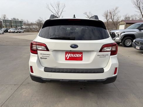 Used 2017 Subaru Outback 2.5i Limited image 7