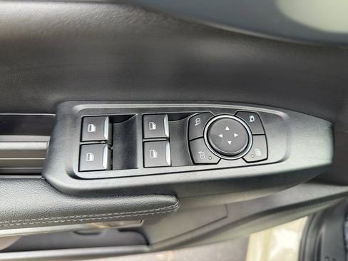 New 2025 Ford Ranger Lariat w/ FX4 Off-Road Package image 13